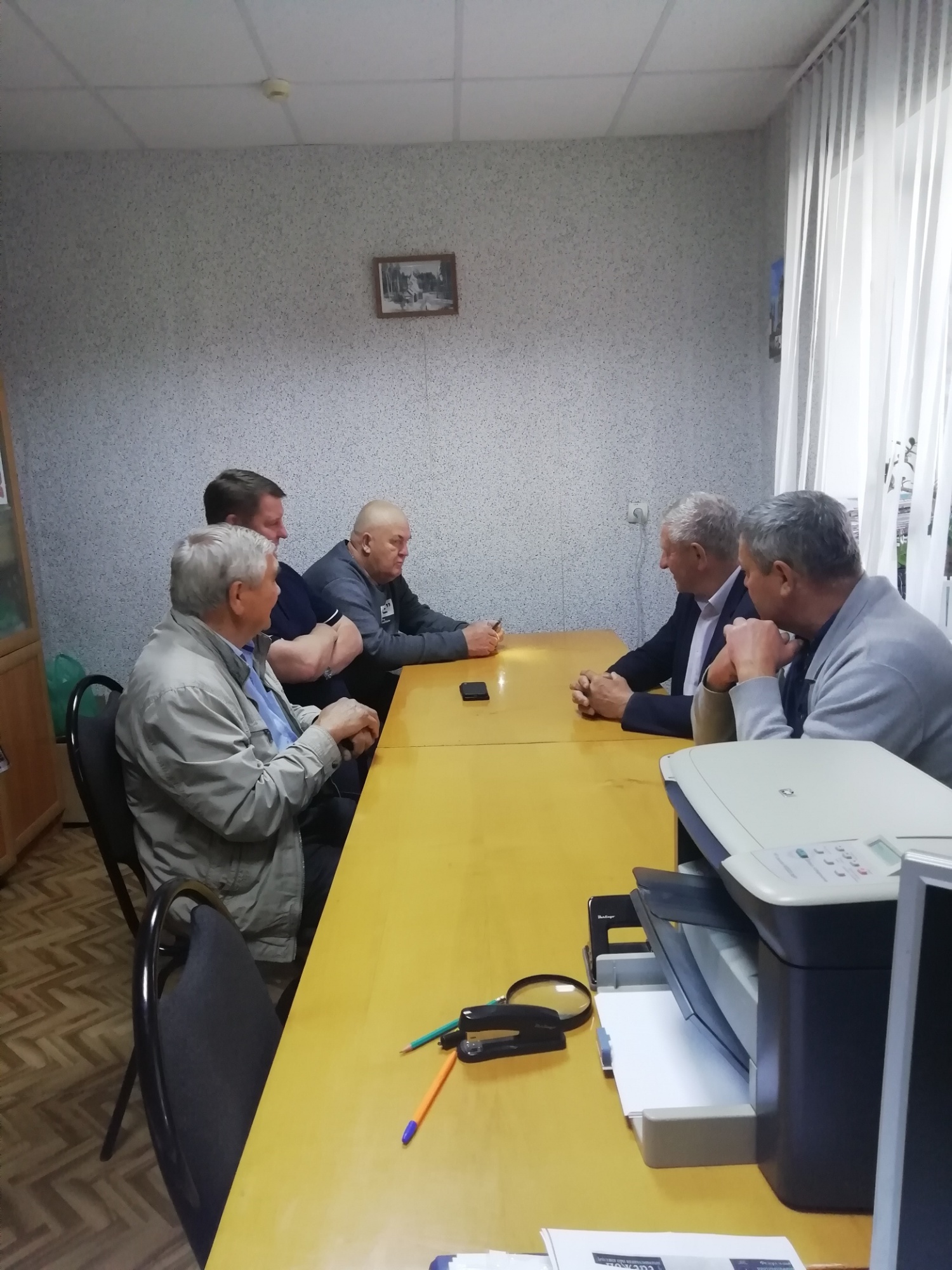 Александр Карагодин провел совещание в с. Вазерки по вопросу подготовки объектов ЖКХ и жилого фонда к отопительному сезону