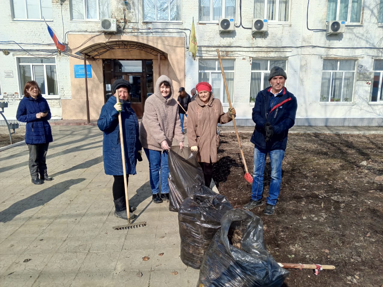 В пятницу, 29 марта 2024 года, сотрудники районной детской библиотеки для пришкольного лагеря с. Бессоновка провели историческое путешествие «Загадки нашего села». Путешествуя по станциям: «Историческая», «Экологическая», «Литературная», «Географическая», В пятницу, 29 марта 2024 года, сотрудники районной детской библиотеки для пришкольного лагеря с. Бессоновка провели историческое путешествие «Загадки нашего села». Путешествуя по станциям: «Историческая», «Экологическая», «Литературная», «Географическая»,