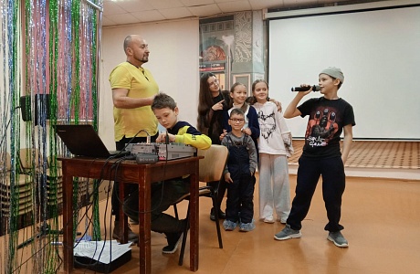 Зимний мульти-фейерверк в Центре детского творчества Зимний мульти-фейерверк в Центре детского творчества