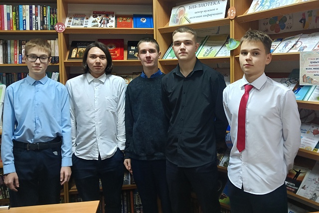 10 февраля 2026 года в Бессоновской районной библиотеке прошел урок интернет – этикета «По лабиринтам интернета» в рамках Недели Безопасного Рунета. Библиотекарь познакомила ребят с традициями, культурой и правилами поведения в Сети, которые помогут не то