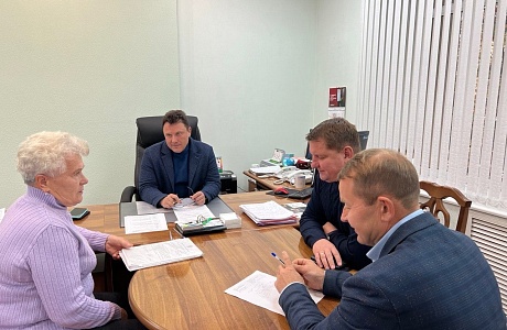 Глава Бессоновского района Александр Воронков  провёл приём граждан