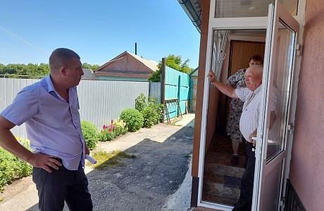 Проведена проверка условий жизни совершеннолетних недееспособных граждан Проведена проверка условий жизни совершеннолетних недееспособных граждан