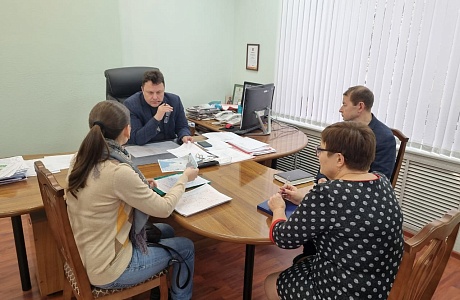 Глава Бессоновского района Александр Воронков  провёл личный приём граждан