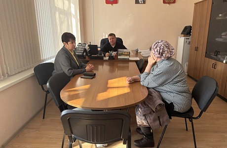 Первый заместитель главы Бессоновского района Александр Карагодин провел личный прием граждан