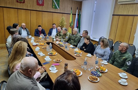 Главой Бессоновкого района проведена встреча с руководителями предприятий, представителями бизнеса и общественных объединений 
