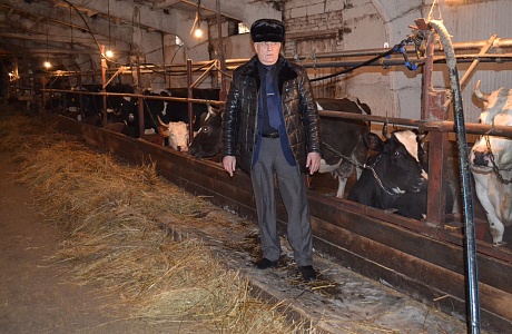 Начальник управления развития сельского хозяйства Михаил Горшенин посетил крестьянское (фермерское) Сергея Зюзина