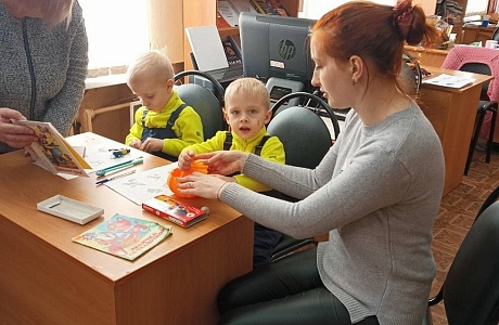 «Пахнет мимозой и тюльпаном!»