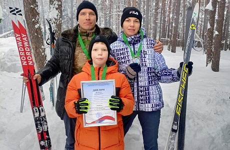 Семья Огородновых из села Кижеватово приняли участие в областном практикуме  «Семейный биатлон»