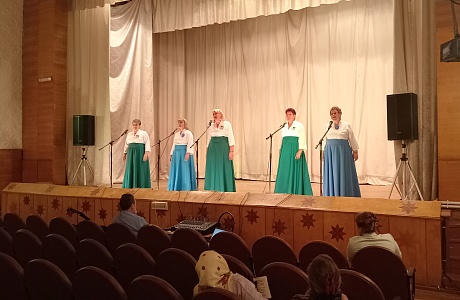 В доме культуры "Юность" с. Кижеватово состоялось чествование жителей села – представителей старшего поколения.