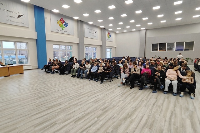 Мамы Бессоновского района приняли участие в форуме "Мама. Первое слово. Главное слово".