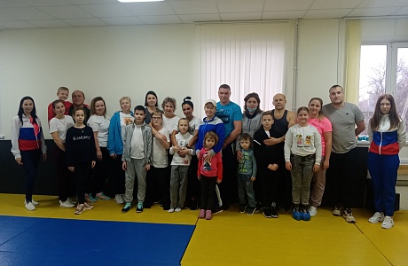 Родители обучающихся 2,3,4 классов начальной школы с.Бессоновка сдали нормативы ГТО