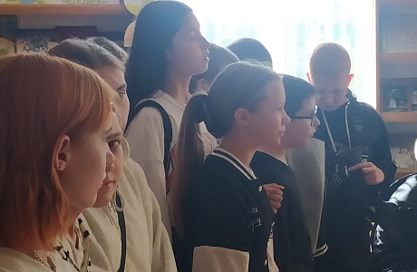 Диалог у выставки «Выбирая профессию – выбираешь судьбу»