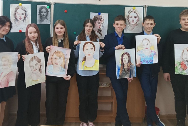 Мастер-класс "Портрет" для юных жителей села Ухтинка