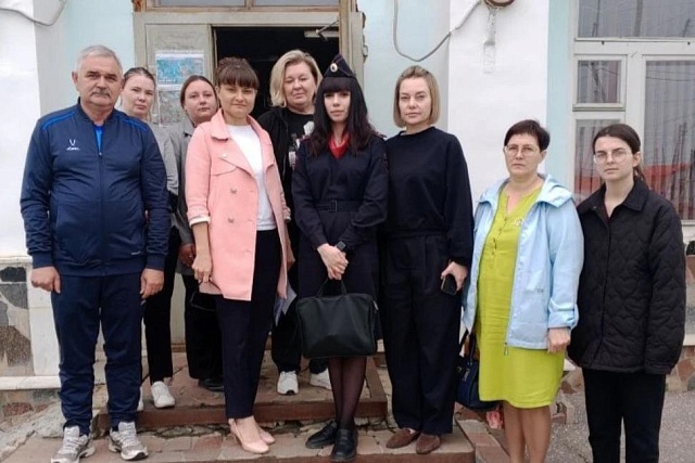 В соответствии с планом профилактической работы на территории Грабовского сельсовета проведён профилактический рейд в семьи обучающихся и в места массового скопления молодежи