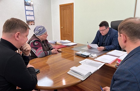 Глава Бессоновского района Александр Воронков  провёл личный приём граждан