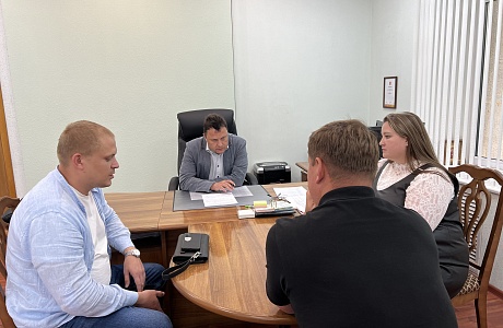 Глава Бессоновского района Александр Воронков  провёл личный приём граждан