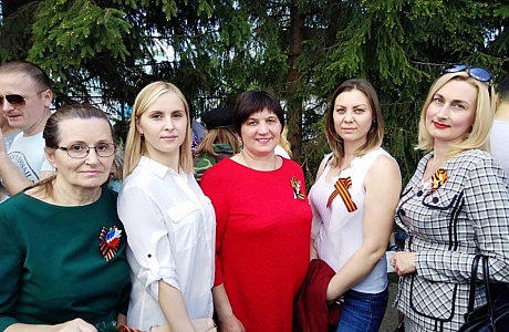 Сотрудники многофункционального центра Бессоновского района приняли участие в районном торжественном мероприятии, посвященном 74-ой годовщине Победы в Великой Отечественной войне