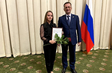 Сельским специалистам вручили жилищные сертификаты