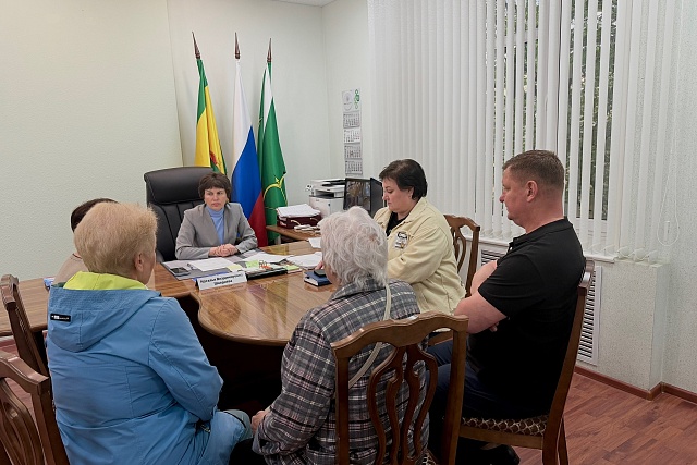 Глава Бессоновского района Наталья Шалдаева провела личный приём граждан