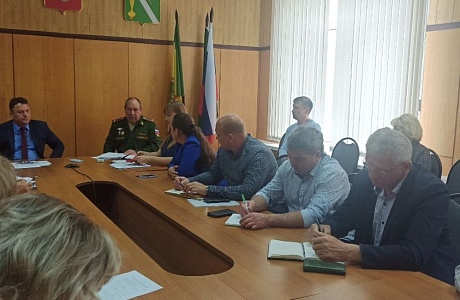 В администрации района проведено очередное заседание рабочей группы по отбору граждан на военную службу по контракту
