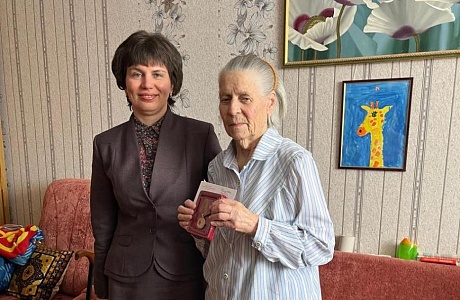 Вручение юбилейных медалей «80 лет Победы в Великой Отечественной войне 1941-1945 годов»