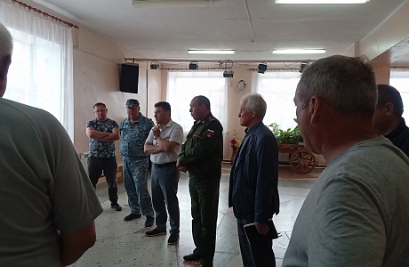 Александр Воронков принял участие во встрече с населением  села Кижеватово