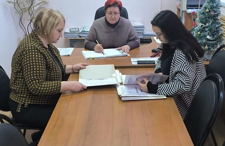 Состоялось рабочее совещание с руководителем аппарата Бессоновского района по вопросам работы с обращениями граждан.