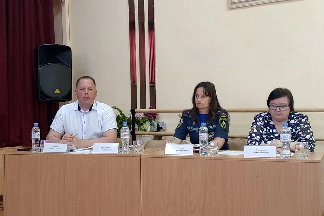 На старт, внимание… ЛЕТО: в Бессоновском районе проведён  методический семинар, посвященный организации летнего отдыха, оздоровления и занятости детей и подростков