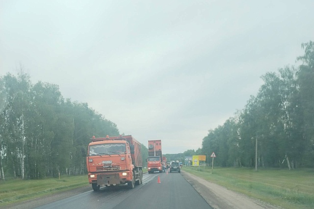 ведутся работы по ремонту автодороги Чемодановка-Васильевка-Пазелки
