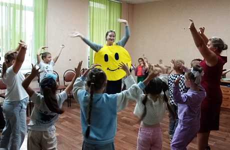 Игровая программа «В гостях у Смайлика»
