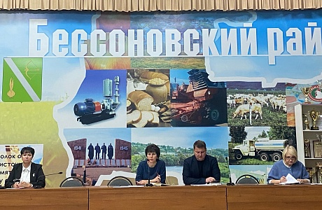 Состоялась большая планерка под руководством исполняющего полномочия главы Бессоновского района Натальи Шалдаевой