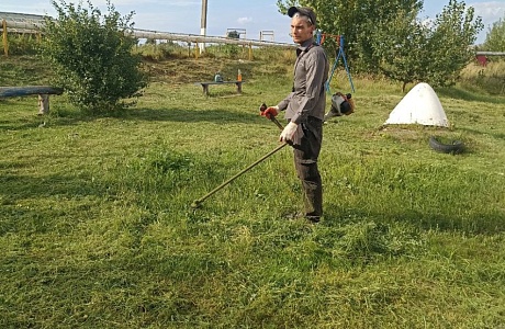 Сезонные работы по покосу травы