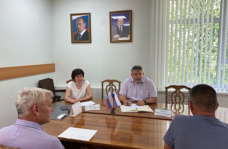 Министр региональной безопасности Пензенской области Василий Ложкин провел личный прием граждан