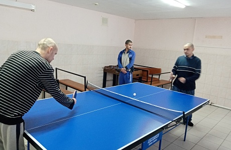 Настольный теннис среди получателей социальных услуг
