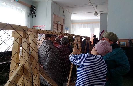 Открытие очередного пункта по плетению маскировочных сетей для СВО. Открытие очередного пункта по плетению маскировочных сетей для СВО.