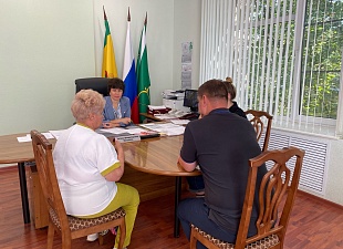 Глава Бессоновского района Наталья Шалдаева провела личный приём граждан
