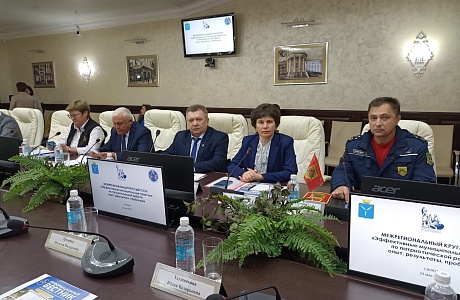 Глава Бессоновского района Наталья Шалдаева приняла участие в межрегиональном круглом столе в г. Саратов