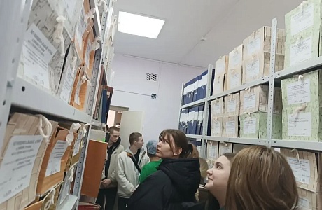 ЭКСКУРСИЯ В БЕССОНОВСКИЙ РАЙОННЫЙ АРХИВ