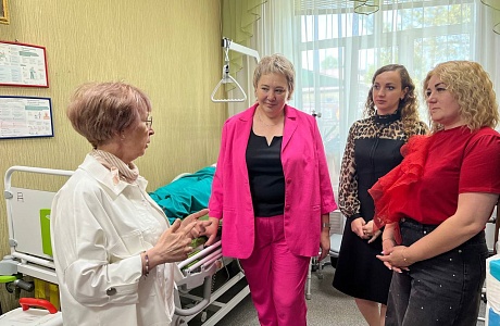 Бессоновский район с рабочим визитом посетила специалист по развитию социального обслуживания на дому благотворительного фонда г. Москва
