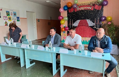 Встречи с населением в с.Александровка и в с.Вазерки