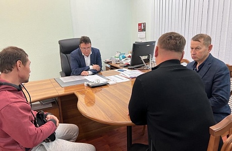 Глава Бессоновского района Александр Воронков провёл приём граждан