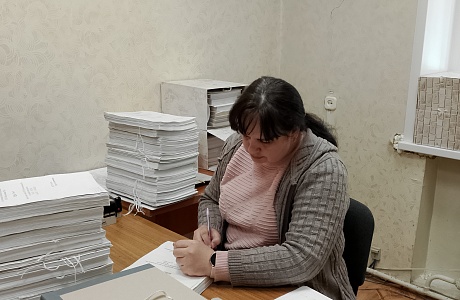 Рабочие будни архивного отдела администрации Бессоновского района Рабочие будни архивного отдела администрации Бессоновского района