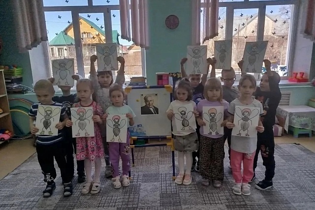 День рождения русского писателя Корнея Ивановича Чуковского.