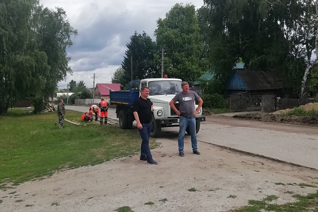 В с. Бессоновка подрядная организация приступила к реконструкции автомобильной дороги общего пользования «ул. Фестивальная-ул. Кирова-ул. Борисовой». 
