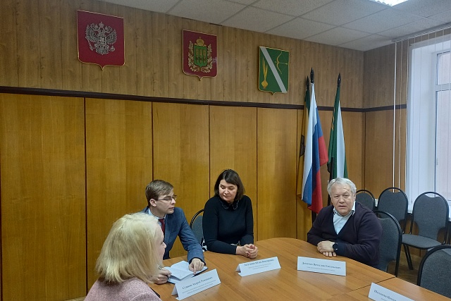 Депутаты Молодежного парламента Бессоновского района приняли участие во встрече с представителями Законодательного Собрания Пензенской области Депутаты Молодежного парламента Бессоновского района приняли участие во встрече с представителями Законодательного Собрания Пензенской области